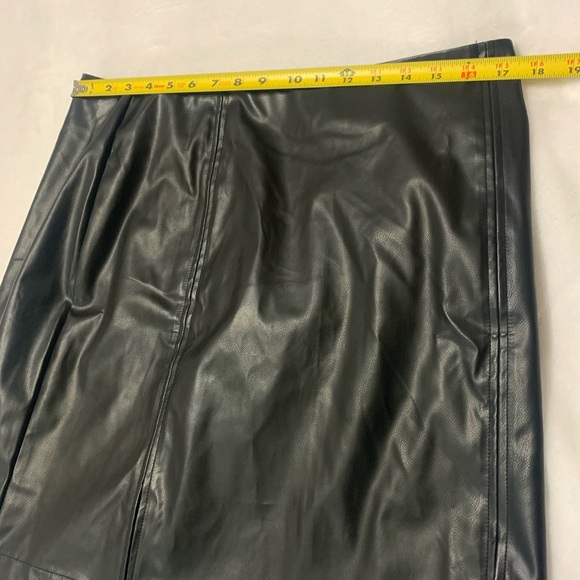 Mangopop Women's Faux Leather Mini Skirt Black Size XXL NWT - Picture 6 of 7
